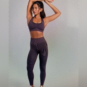 Gymshark sport seamless leggings and sport seamless cropped tank bra set…